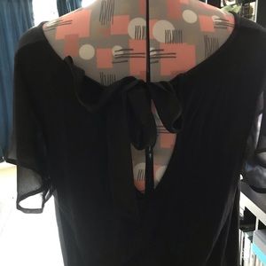 ModCloth 1x t-shirt with sheer sleeves